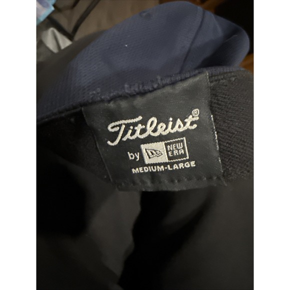 Titleist Golf Hat Fitted Cap Navy Choose M/L Embroidered New Era - Picture 4 of 4